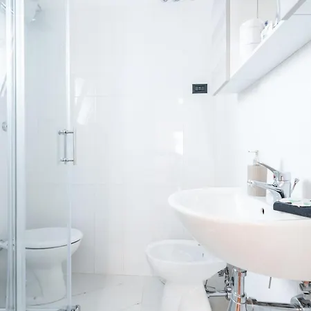 Vgm Iolanda Apartamento Bari